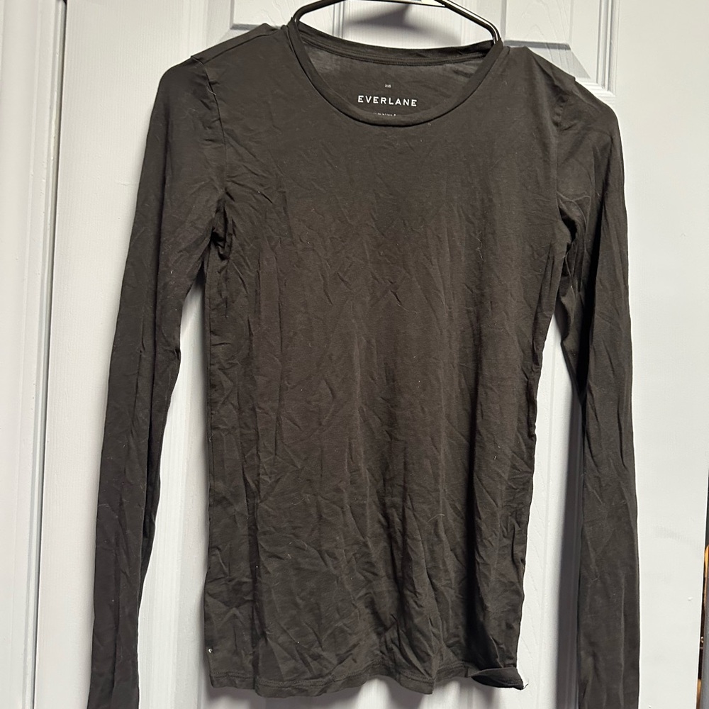 Everlane Women's Charcoal Long Sleeve Tee